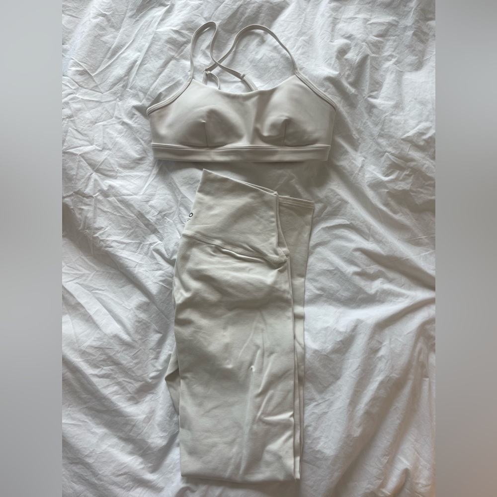 ALO leggings and sports bra set